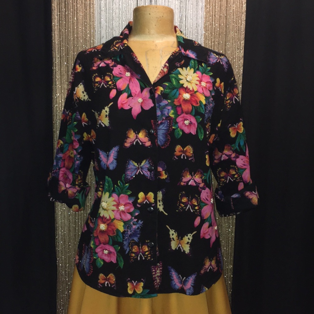 Vintage Butterfly 🦋 Blouse